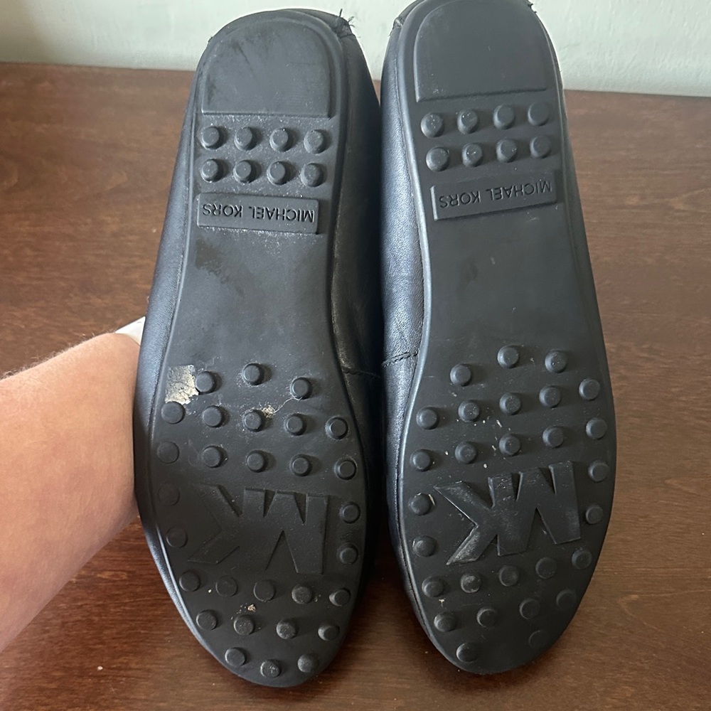 Michael Kors Black Leather Bow Driver Flats US7.5M - Picture 3 of 10